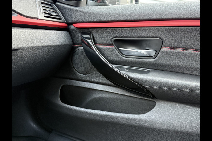 BMW 4 Serie Gran Coupé 420i xDrive Executive | M-Sport | Leder | 19'' Inch | Stoelverwarming BMW 4 Serie Gran Coupé 420i xDrive Executive | M-Sport | Leder | 19'' Inch | Stoelverwarming