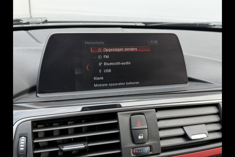 BMW 4 Serie Gran Coupé 420i xDrive Executive | M-Sport | Leder | 19'' Inch | Stoelverwarming BMW 4 Serie Gran Coupé 420i xDrive Executive | M-Sport | Leder | 19'' Inch | Stoelverwarming