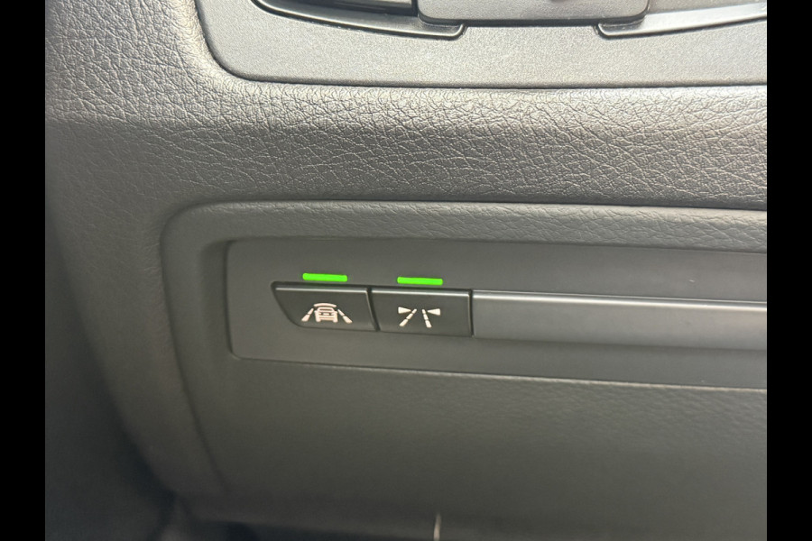 BMW 4 Serie Gran Coupé 420i xDrive Executive | M-Sport | Leder | 19'' Inch | Stoelverwarming BMW 4 Serie Gran Coupé 420i xDrive Executive | M-Sport | Leder | 19'' Inch | Stoelverwarming