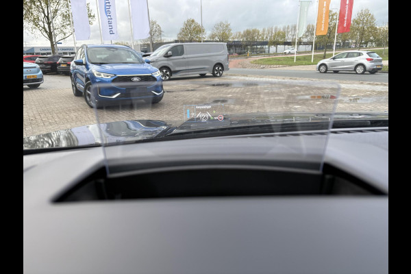 Ford Kuga 1.5 EcoBoost Titanium 150pk | Head Up Display | Matrix LED | Winterpack | Trekhaak | 1.800kg Trekgewicht