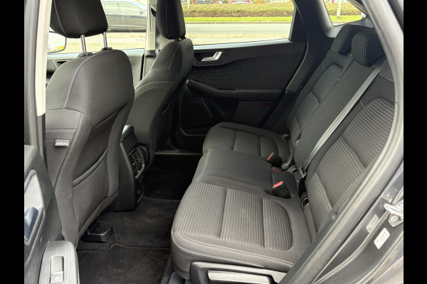 Ford Kuga 1.5 EcoBoost Titanium 150pk | Head Up Display | Matrix LED | Winterpack | Trekhaak | 1.800kg Trekgewicht