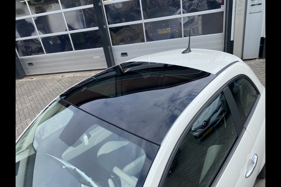 Fiat 500 Dolcevita 1.0 Hybrid 16" LMV Fiat 500 Dolcevita 1.0 Hybrid 16" LMV