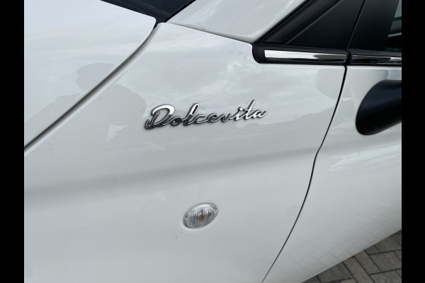 Fiat 500 Dolcevita 1.0 Hybrid 16" LMV Fiat 500 Dolcevita 1.0 Hybrid 16" LMV