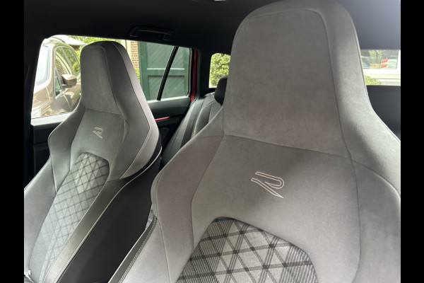 Volkswagen GOLF Variant 1.5 TSI 130pk R-Line Navi, ACC, Carplay, Trekhaak elektr. Volkswagen GOLF Variant 1.5 TSI 130pk R-Line Navi, ACC, Carplay, Trekhaak elektr.