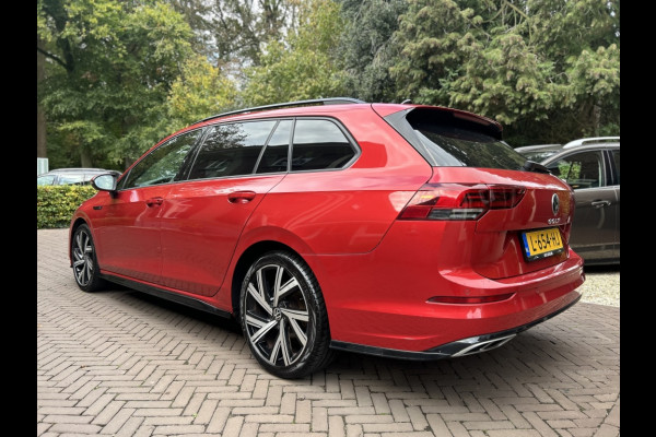 Volkswagen GOLF Variant 1.5 TSI 130pk R-Line Navi, ACC, Carplay, Trekhaak elektr. Volkswagen GOLF Variant 1.5 TSI 130pk R-Line Navi, ACC, Carplay, Trekhaak elektr.