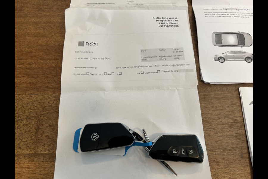 Volkswagen GOLF Variant 1.5 TSI 130pk R-Line Navi, ACC, Carplay, Trekhaak elektr. Volkswagen GOLF Variant 1.5 TSI 130pk R-Line Navi, ACC, Carplay, Trekhaak elektr.