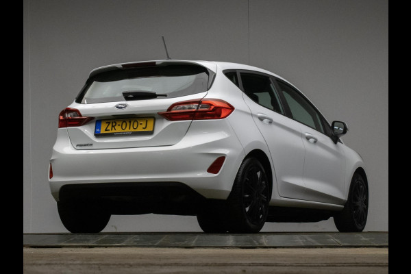 Ford Fiesta 1.1 Sport (APPLE CARPLAY,NAVI,CRUISE,LED,BLACK&WHITE EDITION,ELEKTRISCH PAKKET,SPORTSTOELEN,NETTE STAAT) Ford Fiesta 1.1 Sport (APPLE CARPLAY,NAVI,CRUISE,LED,BLACK&WHITE EDITION,ELEKTRISCH PAKKET,SPORTSTOELEN,NETTE STAAT)