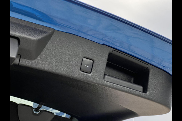 Ford Kuga 2.5 PHEV ST-Line X | 243pk | Zuid | Driver Assistance Pack | Winterpack | Wegklapbare Trekhaak | Technology Pack | Dessert Island Blue