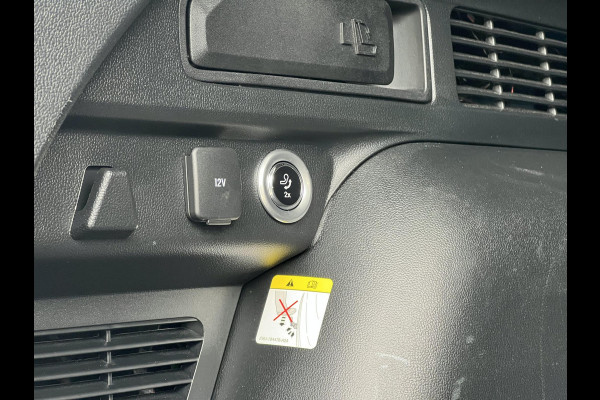 Ford Kuga 2.5 PHEV ST-Line X | 243pk | Zuid | Driver Assistance Pack | Winterpack | Wegklapbare Trekhaak | Technology Pack | Dessert Island Blue