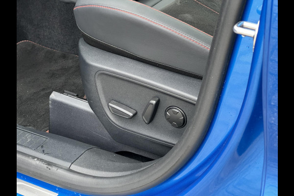 Ford Kuga 2.5 PHEV ST-Line X | 243pk | Zuid | Driver Assistance Pack | Winterpack | Wegklapbare Trekhaak | Technology Pack | Dessert Island Blue