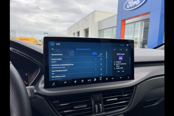 Ford Kuga 2.5 PHEV ST-Line X | 243pk | Zuid | Driver Assistance Pack | Winterpack | Wegklapbare Trekhaak | Technology Pack | Dessert Island Blue