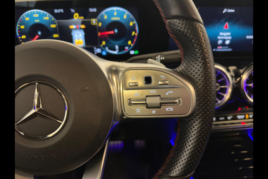 Mercedes-Benz B-Klasse 200 Business Solution AMG|NAP|PANO|DEALER ONDERHOUDEN Mercedes-Benz B-Klasse 200 Business Solution AMG|NAP|PANO|DEALER ONDERHOUDEN