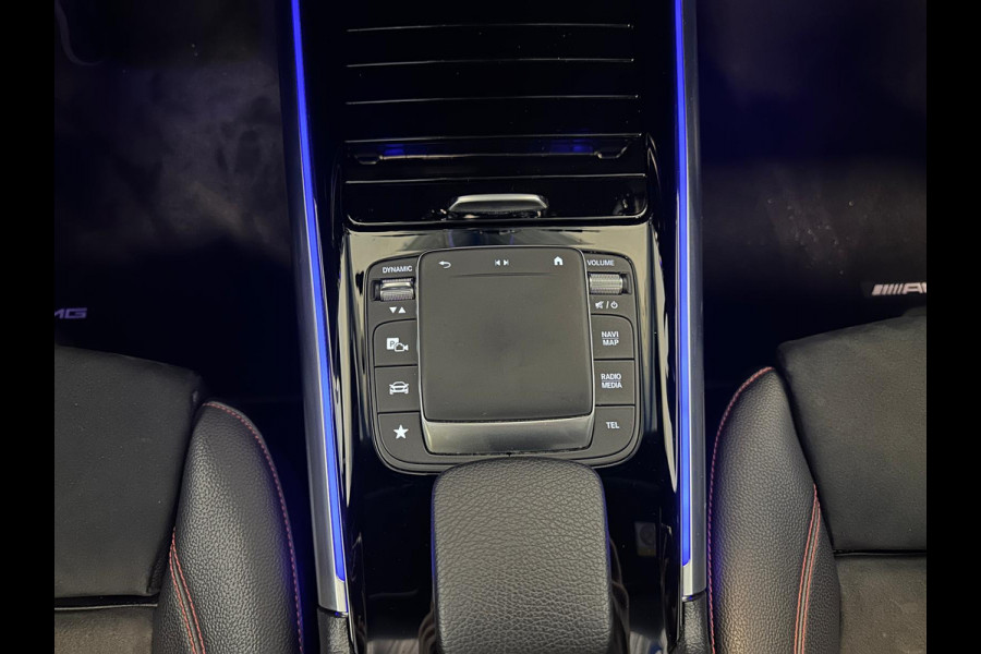 Mercedes-Benz B-Klasse 200 Business Solution AMG|NAP|PANO|DEALER ONDERHOUDEN Mercedes-Benz B-Klasse 200 Business Solution AMG|NAP|PANO|DEALER ONDERHOUDEN