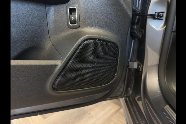 Mercedes-Benz B-Klasse 200 Business Solution AMG|NAP|PANO|DEALER ONDERHOUDEN Mercedes-Benz B-Klasse 200 Business Solution AMG|NAP|PANO|DEALER ONDERHOUDEN