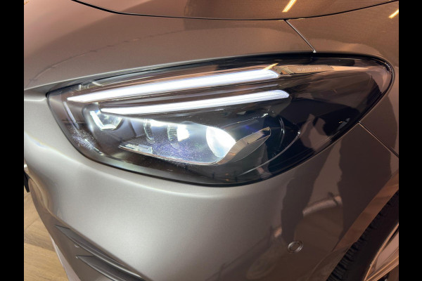 Mercedes-Benz B-Klasse 200 Business Solution AMG|NAP|PANO|DEALER ONDERHOUDEN Mercedes-Benz B-Klasse 200 Business Solution AMG|NAP|PANO|DEALER ONDERHOUDEN