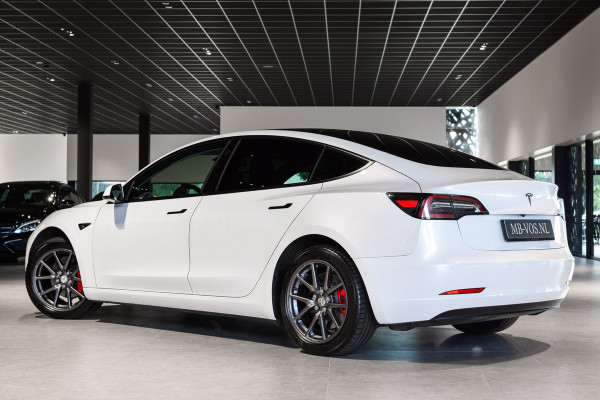 Tesla Model 3 Standard RWD Plus 60 kWh Pano|Leder|Autopilot|NL auto