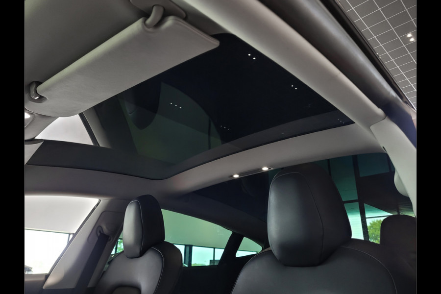 Tesla Model 3 Standard RWD Plus 60 kWh Pano|Leder|Autopilot|NL auto