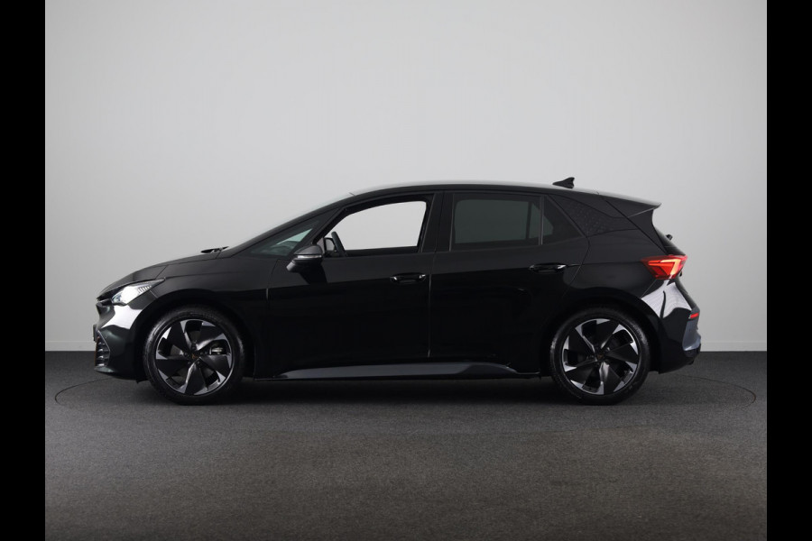 CUPRA Born Business Limited 63 kWh 232PK | Stoel & Stuurverwarming | Achteruitrijcamera | Navigatie | Keyless Entry | Draadloze Carplay en Androidauto |