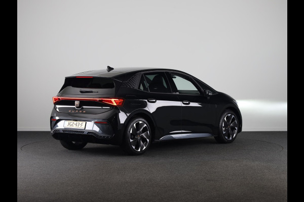 CUPRA Born Business Limited 63 kWh 232PK | Stoel & Stuurverwarming | Achteruitrijcamera | Navigatie | Keyless Entry | Draadloze Carplay en Androidauto |