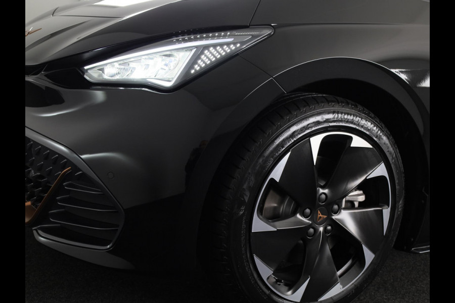 CUPRA Born Business Limited 63 kWh 232PK | Stoel & Stuurverwarming | Achteruitrijcamera | Navigatie | Keyless Entry | Draadloze Carplay en Androidauto |
