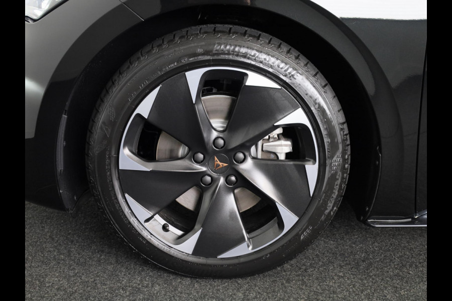 CUPRA Born Business Limited 63 kWh 232PK | Stoel & Stuurverwarming | Achteruitrijcamera | Navigatie | Keyless Entry | Draadloze Carplay en Androidauto |