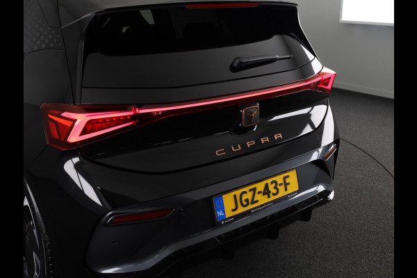 CUPRA Born Business Limited 63 kWh 232PK | Stoel & Stuurverwarming | Achteruitrijcamera | Navigatie | Keyless Entry | Draadloze Carplay en Androidauto |