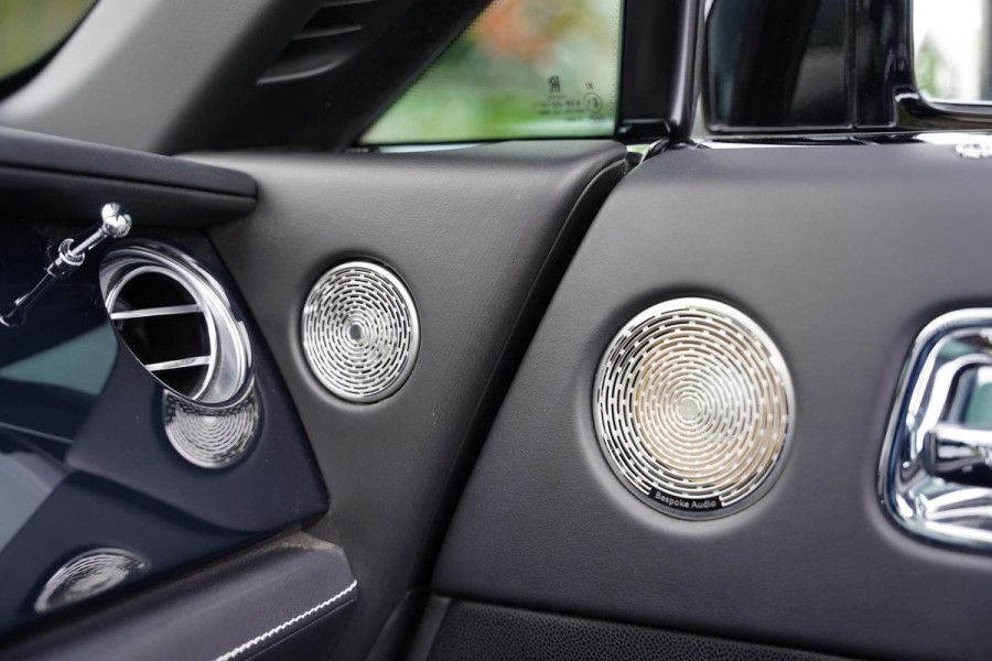 Rolls-Royce Dawn 6.6 V12 New Service Rolls Royce Cologne Rolls-Royce Dawn 6.6 V12 New Service Rolls Royce Cologne