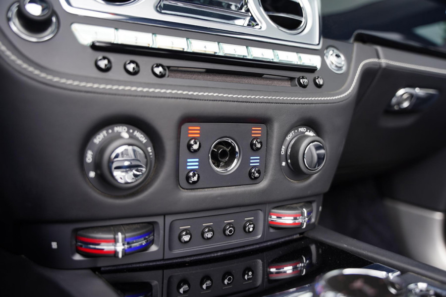 Rolls-Royce Dawn 6.6 V12 New Service Rolls Royce Cologne Rolls-Royce Dawn 6.6 V12 New Service Rolls Royce Cologne