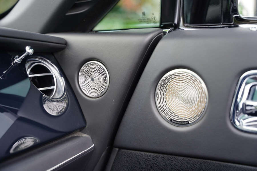 Rolls-Royce Dawn 6.6 V12 New Service Rolls Royce Cologne Rolls-Royce Dawn 6.6 V12 New Service Rolls Royce Cologne