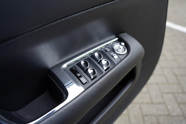 Rolls-Royce Dawn 6.6 V12 New Service Rolls Royce Cologne Rolls-Royce Dawn 6.6 V12 New Service Rolls Royce Cologne