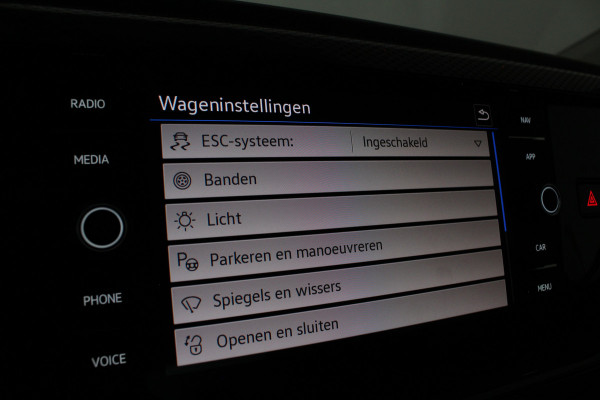 Volkswagen Taigo 1.0 TSI Life Edition > Camera/Adapt. Cruise/DSG Automaat... Volkswagen Taigo 1.0 TSI Life Edition > Camera/Adapt. Cruise/DSG Automaat...