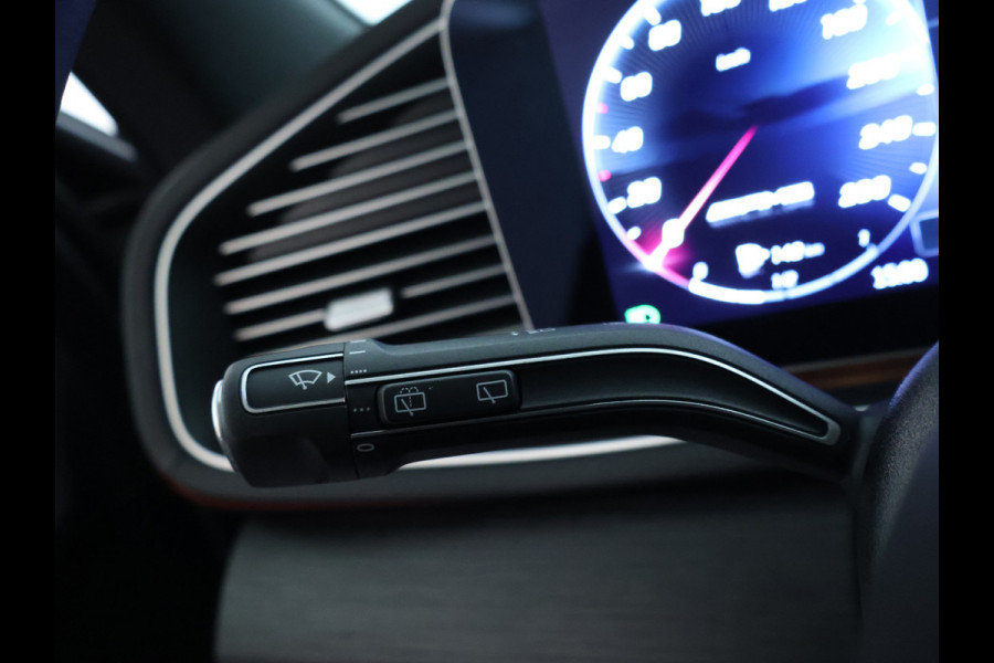 Mercedes-Benz GLE Mercedes-AMG 53 Hybrid 4MATIC+ | Trekhaak | Panoramadak | Burmester® | 22 Inch AMG Velgen | Distronic | Memory Voorstoelen | 360°-Camera. Inclusief 24 maanden MB Certified garantie voor Europa.