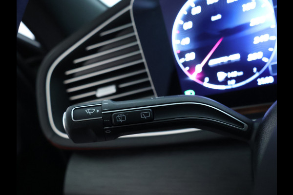 Mercedes-Benz GLE Mercedes-AMG 53 Hybrid 4MATIC+ | Trekhaak | Panoramadak | Burmester® | 22 Inch AMG Velgen | Distronic | Memory Voorstoelen | 360°-Camera. Inclusief 24 maanden MB Certified garantie voor Europa.