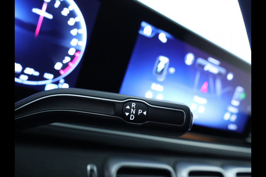 Mercedes-Benz GLE Mercedes-AMG 53 Hybrid 4MATIC+ | Trekhaak | Panoramadak | Burmester® | 22 Inch AMG Velgen | Distronic | Memory Voorstoelen | 360°-Camera. Inclusief 24 maanden MB Certified garantie voor Europa.