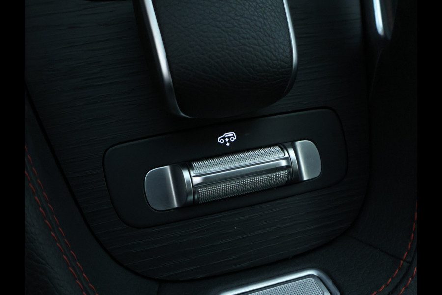 Mercedes-Benz GLE Mercedes-AMG 53 Hybrid 4MATIC+ | Trekhaak | Panoramadak | Burmester® | 22 Inch AMG Velgen | Distronic | Memory Voorstoelen | 360°-Camera. Inclusief 24 maanden MB Certified garantie voor Europa.