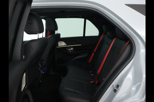 Mercedes-Benz GLE Mercedes-AMG 53 Hybrid 4MATIC+ | Trekhaak | Panoramadak | Burmester® | 22 Inch AMG Velgen | Distronic | Memory Voorstoelen | 360°-Camera. Inclusief 24 maanden MB Certified garantie voor Europa.