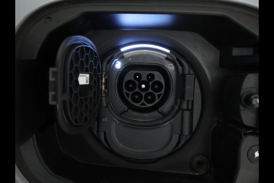 Mercedes-Benz GLE Mercedes-AMG 53 Hybrid 4MATIC+ | Trekhaak | Panoramadak | Burmester® | 22 Inch AMG Velgen | Distronic | Memory Voorstoelen | 360°-Camera. Inclusief 24 maanden MB Certified garantie voor Europa.