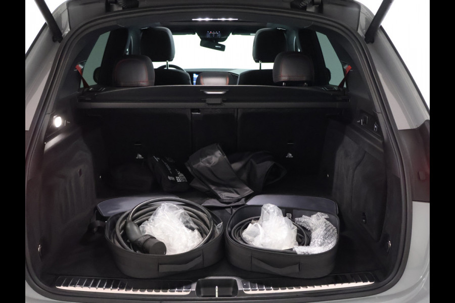 Mercedes-Benz GLE Mercedes-AMG 53 Hybrid 4MATIC+ | Trekhaak | Panoramadak | Burmester® | 22 Inch AMG Velgen | Distronic | Memory Voorstoelen | 360°-Camera. Inclusief 24 maanden MB Certified garantie voor Europa.