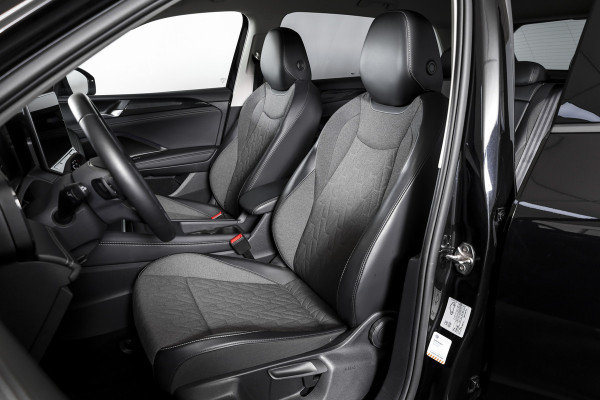 Volkswagen Tiguan 1.5 eTSI 150 PK Life Edition - DSG Automaat | Dig. Cockpit | Adapt. Cruise | Stoel+-Stuurverw. | PDC | Camera | App. Connect | ECC | Elek. Klep | DAB | LM 17" | 9053