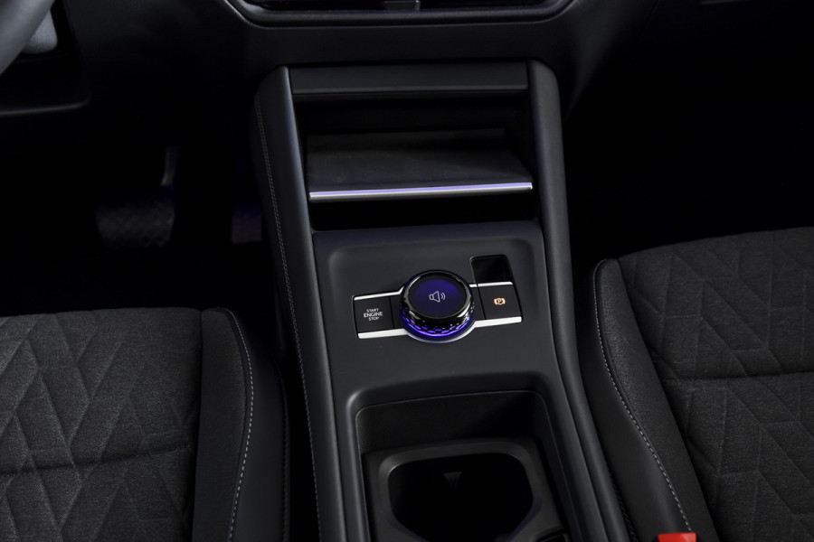 Volkswagen Tiguan 1.5 eTSI 150 PK Life Edition - DSG Automaat | Dig. Cockpit | Adapt. Cruise | Stoel+-Stuurverw. | PDC | Camera | App. Connect | ECC | Elek. Klep | DAB | LM 17" | 9053