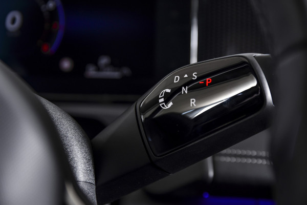 Volkswagen Tiguan 1.5 eTSI 150 PK Life Edition - DSG Automaat | Dig. Cockpit | Adapt. Cruise | Stoel+-Stuurverw. | PDC | Camera | App. Connect | ECC | Elek. Klep | DAB | LM 17" | 9053