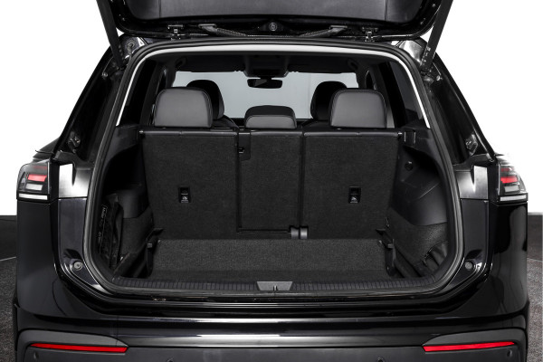 Volkswagen Tiguan 1.5 eTSI 150 PK Life Edition - DSG Automaat | Dig. Cockpit | Adapt. Cruise | Stoel+-Stuurverw. | PDC | Camera | App. Connect | ECC | Elek. Klep | DAB | LM 17" | 9053