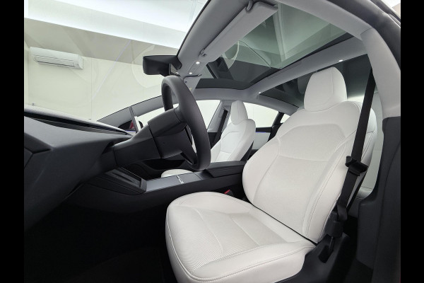 Tesla Model 3 Long Range AWD 78 kWh TREKHAAK | FULL SELFDRIVE | VOLLEDIGE FABRIEKSGARANTIE T/M 12-2027/80.000KM | AANDRIJFLIJN EN ACCU GARANTIE T/M 12-2031