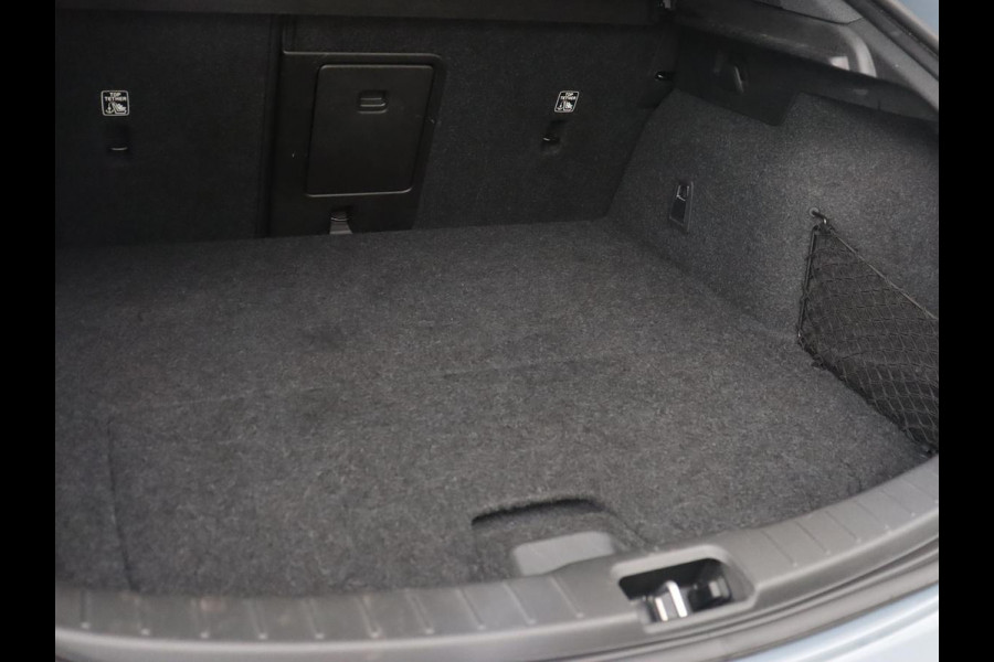 Polestar 2 Long Range Dual Motor Launch Edition 78kWh | Performance Pack | Panoramadak | Stoel & stuurverwarming | 360 camera | Adaptive cruise | Harman/Kardon | Carplay