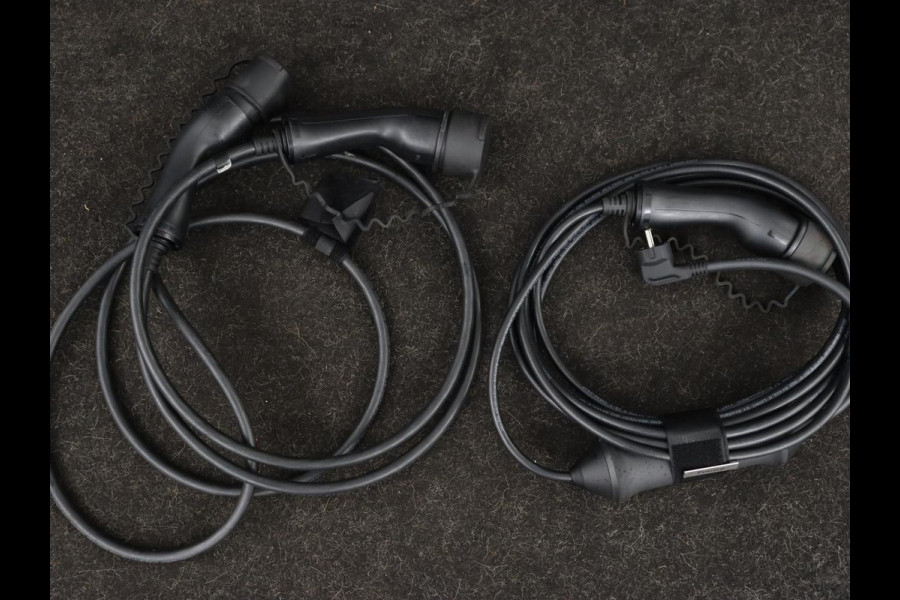 Polestar 2 Long Range Dual Motor Launch Edition 78kWh | Performance Pack | Panoramadak | Stoel & stuurverwarming | 360 camera | Adaptive cruise | Harman/Kardon | Carplay