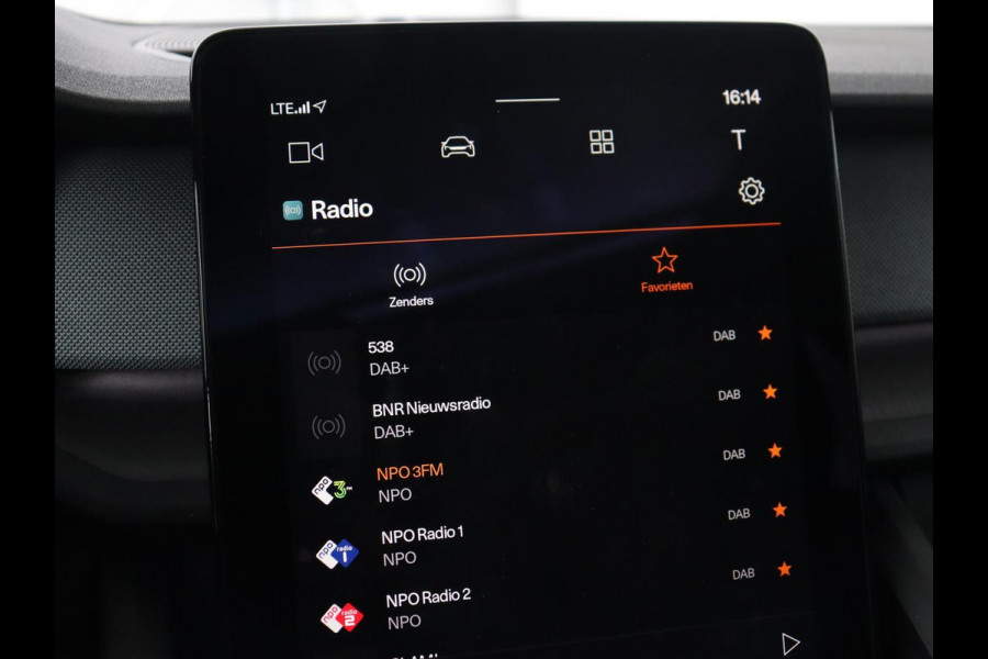 Polestar 2 Long Range Dual Motor Launch Edition 78kWh | Performance Pack | Panoramadak | Stoel & stuurverwarming | 360 camera | Adaptive cruise | Harman/Kardon | Carplay