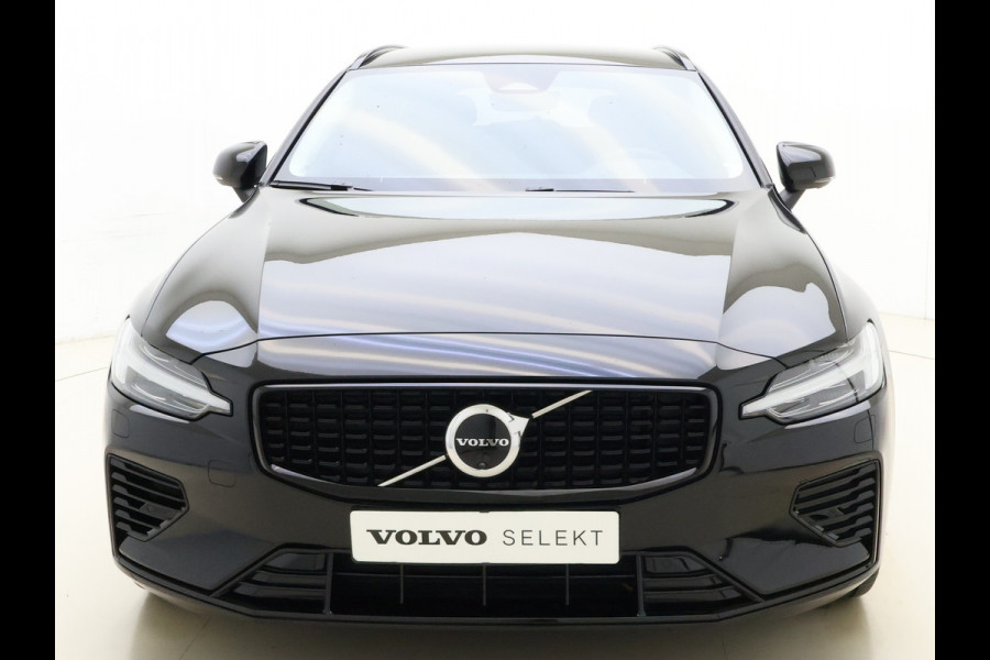 Volvo V60 T6 AWD 350PK Plug-in Hybrid Plus Dark | Lighting | 360 Camera | Harman/Kardon | Volvo V60 T6 AWD 350PK Plug-in Hybrid Plus Dark | Lighting | 360 Camera | Harman/Kardon |