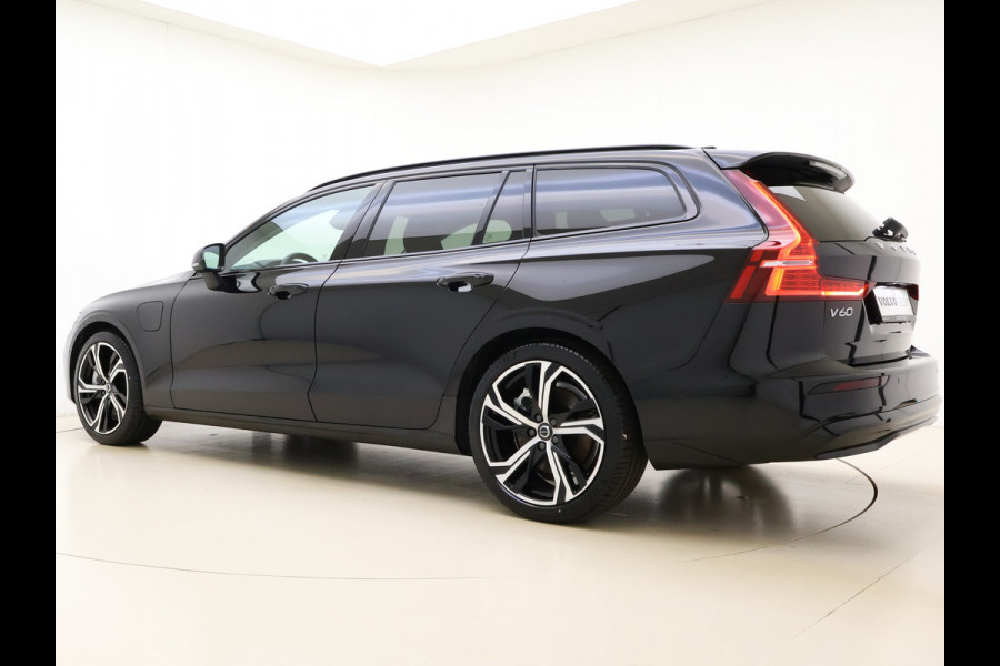 Volvo V60 T6 AWD 350PK Plug-in Hybrid Plus Dark | Lighting | 360 Camera | Harman/Kardon | Volvo V60 T6 AWD 350PK Plug-in Hybrid Plus Dark | Lighting | 360 Camera | Harman/Kardon |