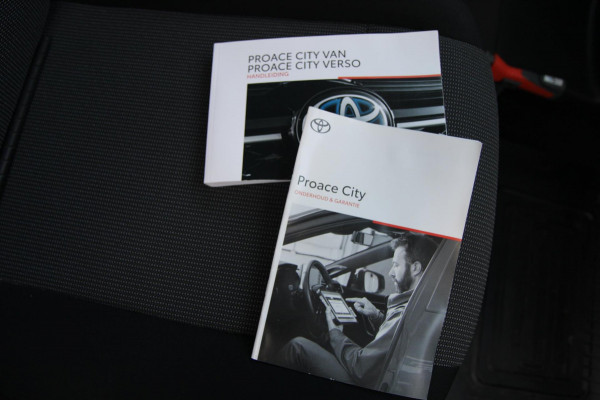 Toyota PROACE CITY 1.5 D-4D Live 102PK / Multi stuur / App connect / Laadruimte inrichting