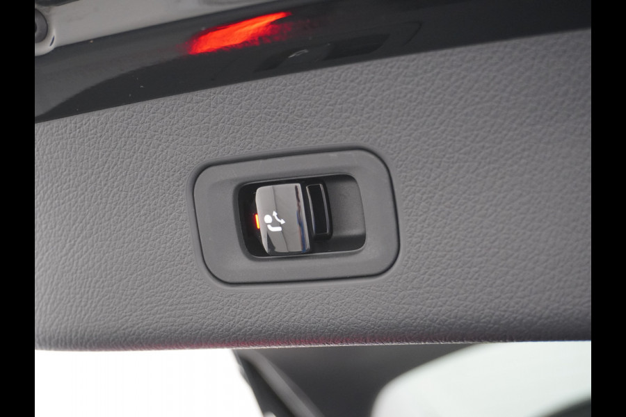 Mercedes-Benz GLC 300 e 4MATIC Luxury Line | Trekhaak Digital Memory